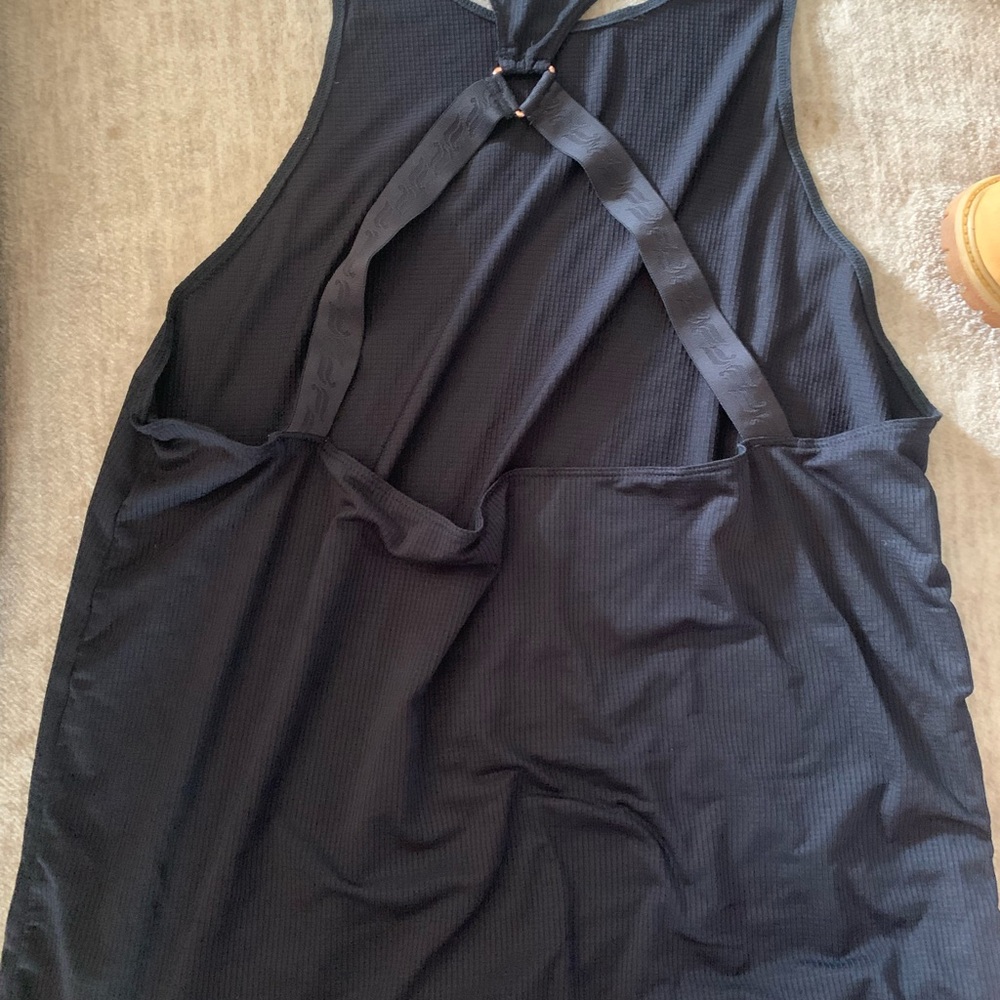 Fabletics Black Tank Top - Picture 2 of 2